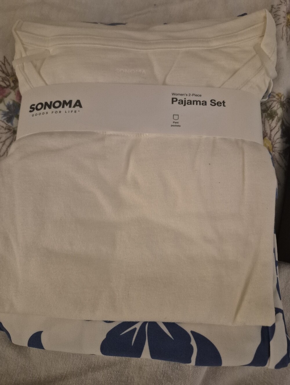 SONOMA Cream Pajama Set with Navy Floral Trim NET 2X